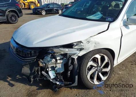 2017 Honda Accord Ex-L V6 z USA, uszkodzony, nr VIN 1HGCR3F86HA014266